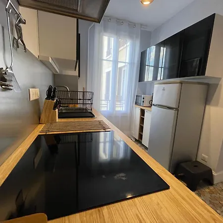 Le Treize Au Coeur Du Bouchon Troyes