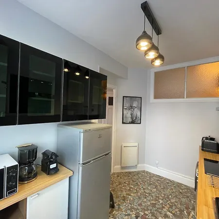 Le Treize Au Coeur Du Bouchon Apartment Troyes